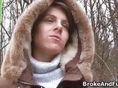 Hottie sucking thick cock outdoors for money