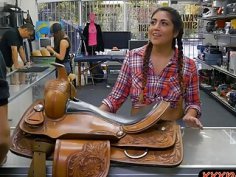 Pretty cowgirl ass fucked by pawn dude in the backroom
